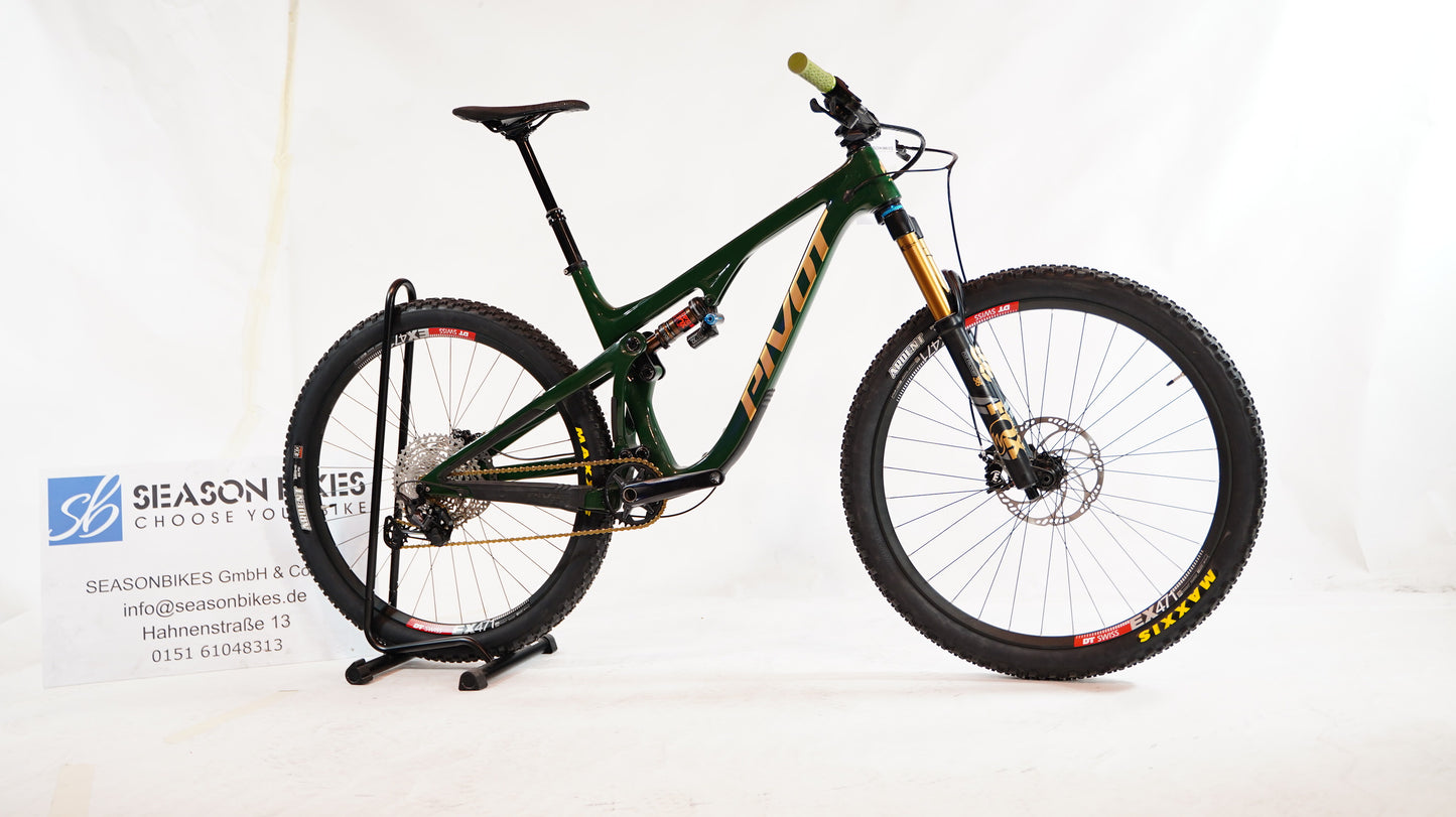 Pivot Mach 429