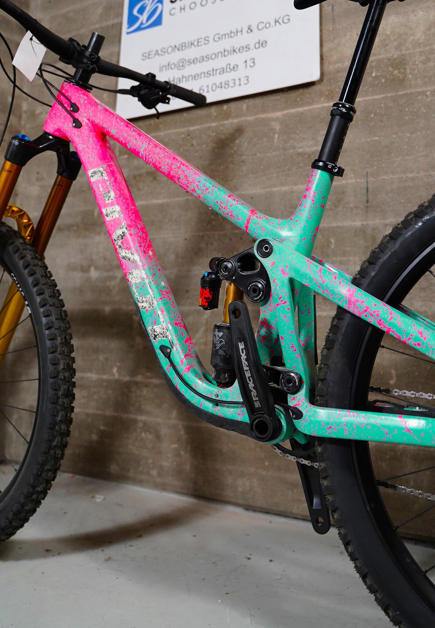 Pivot Firebird XT/ SLX Custom Design