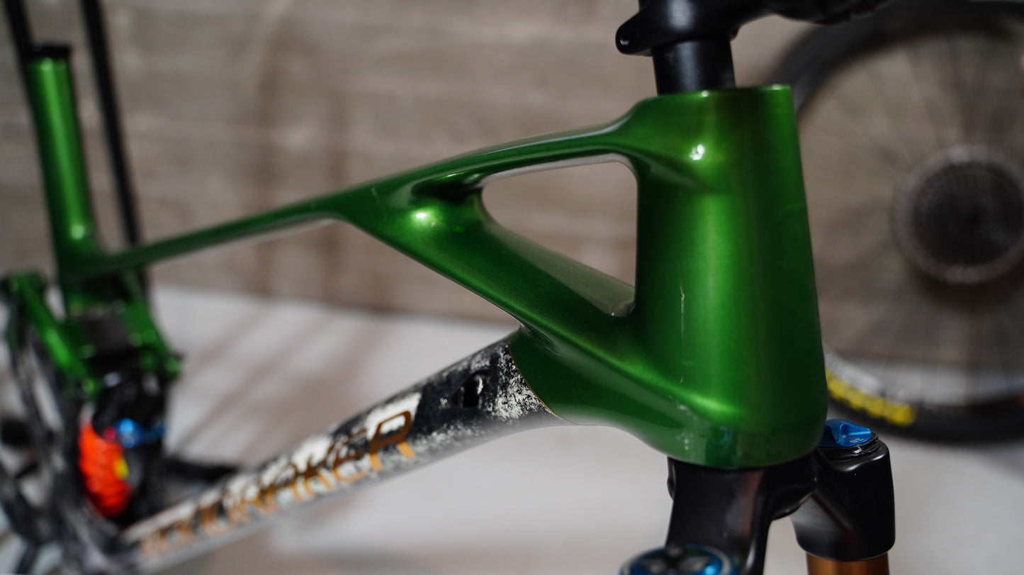 Mondraker Superfoxy Carbon
