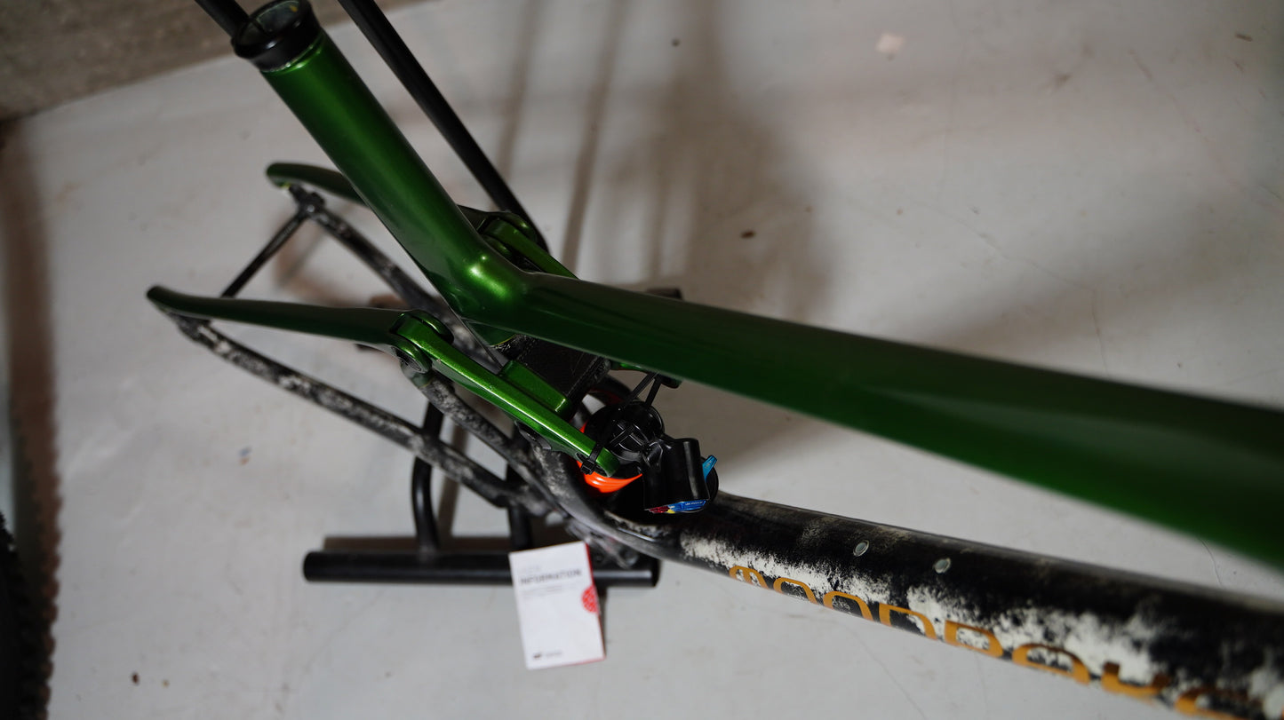 Mondraker Superfoxy Carbon