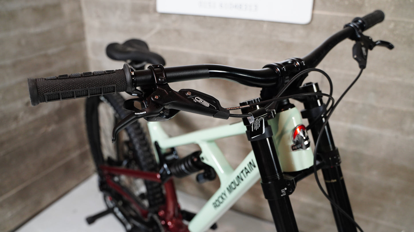 Rocky Mountain Slayer Park A30 Sram