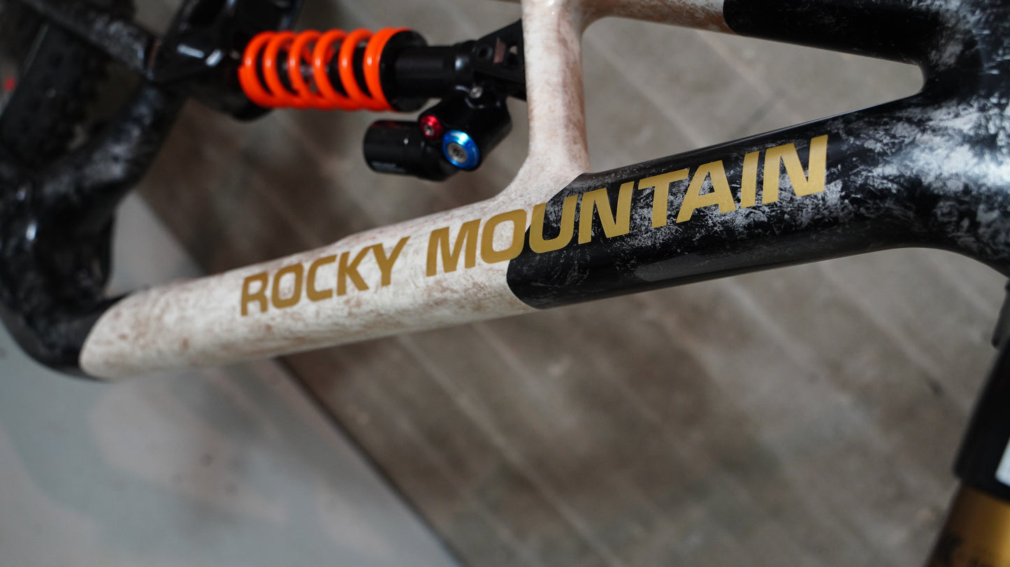 Rocky Mountain Slayer Carbon C90 Custom design